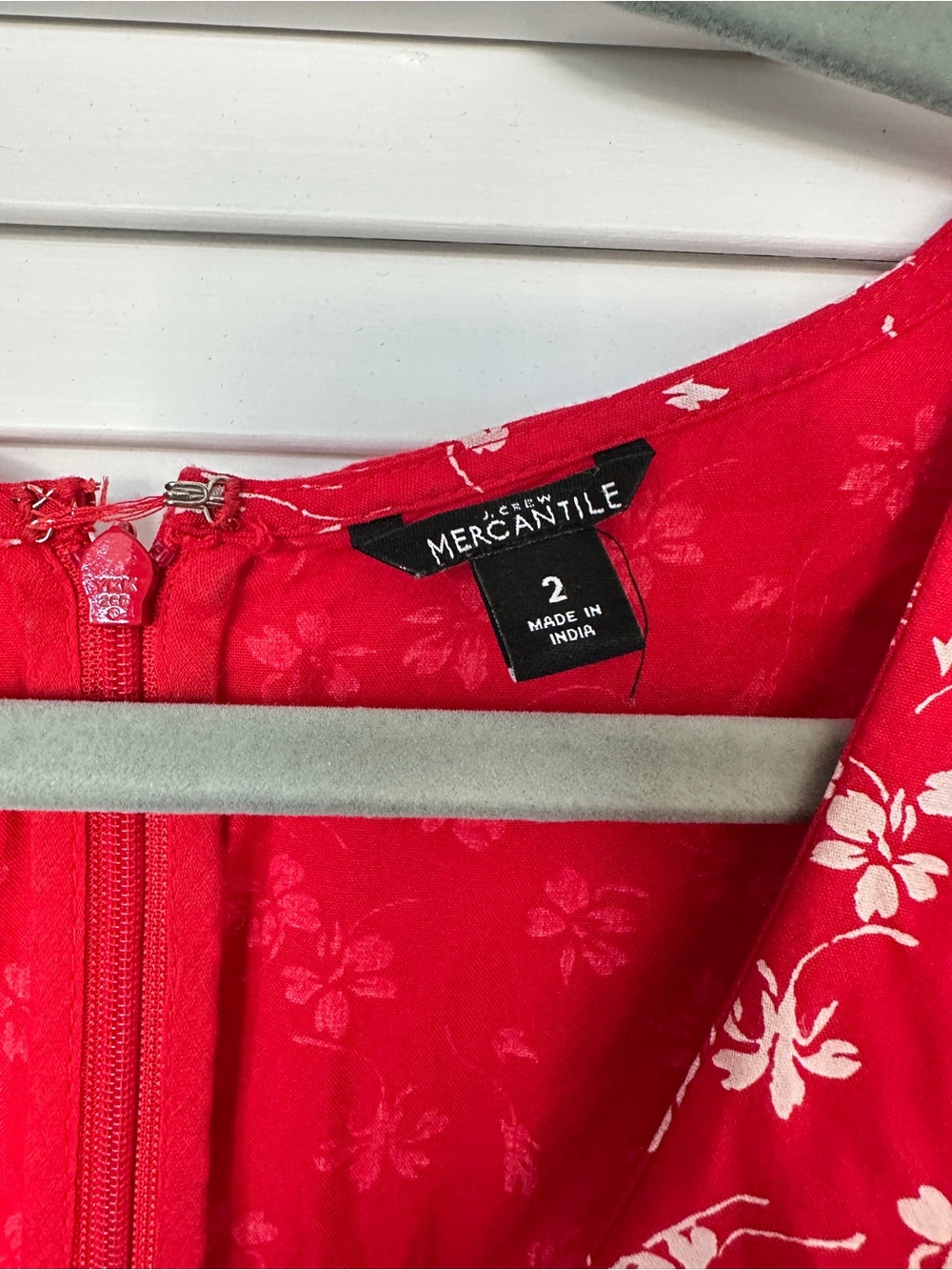 J. Crew Mercantille 100% Viscose Red Floral Cap-Sleeve Wrap Mini Dress size 2 - Picture 2 of 16